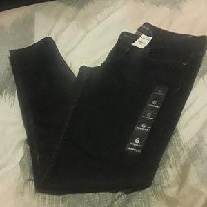 Women's dark denim skinny jeans